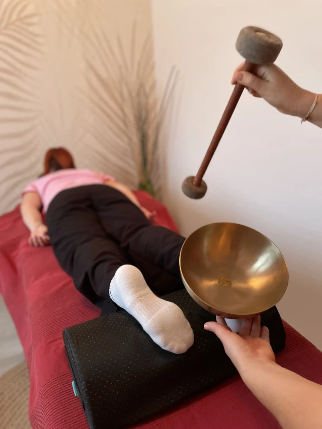 Klangschalenmassage Fuß